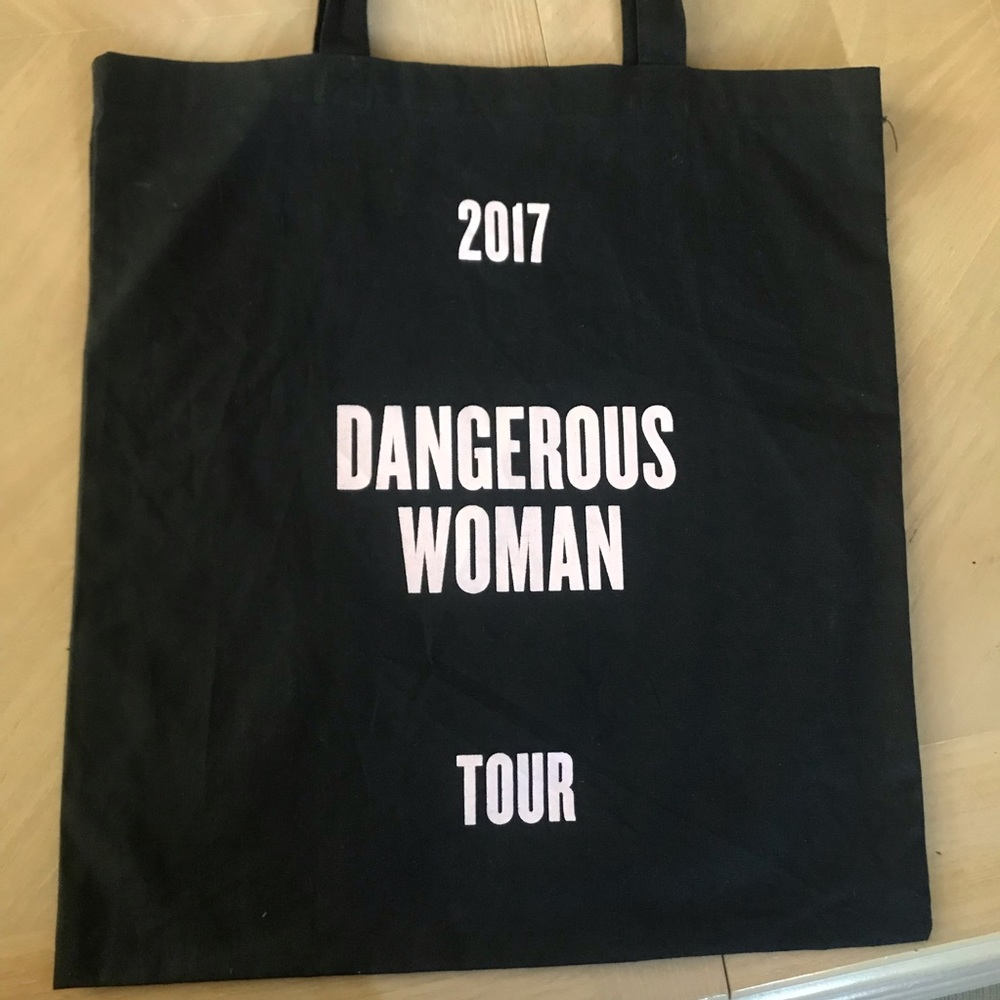 ARIANA GRANDE 2017 Dangerous Woman Tour VIP Tote Bag NEW NWOT